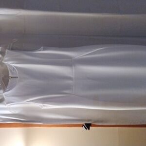 White Sleeveless Dress